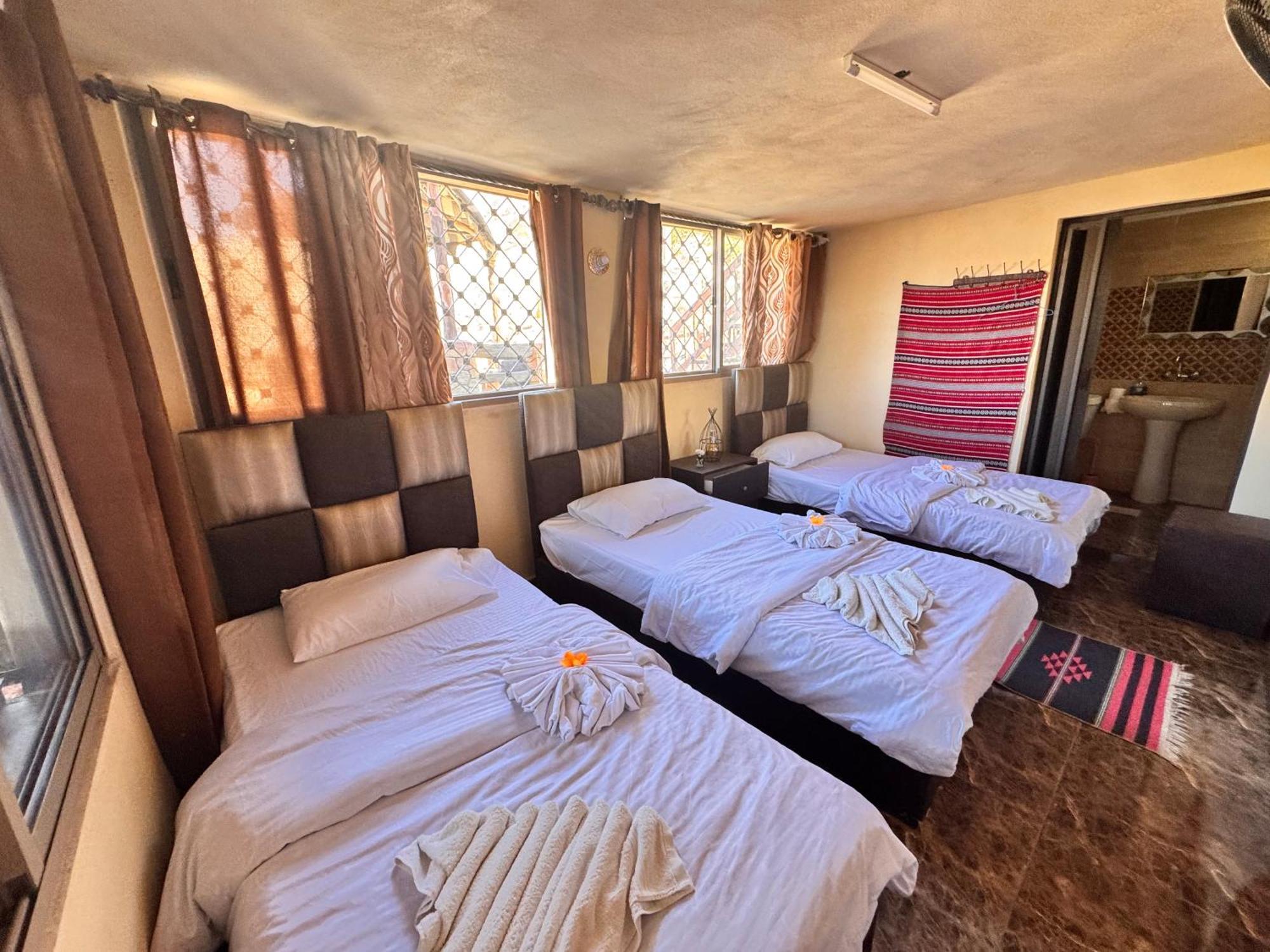 Dana Tower Hotel Pokoj fotografie